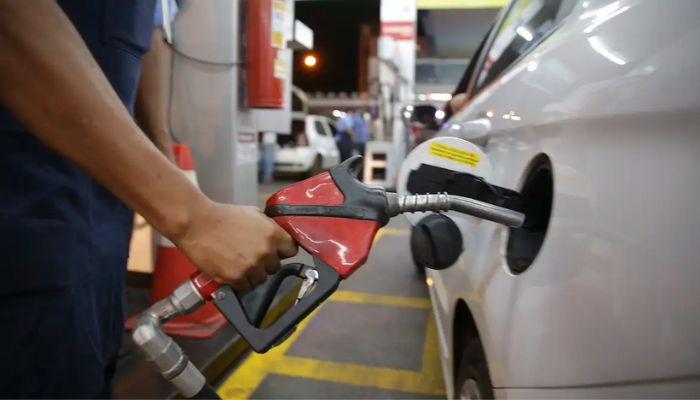  Governo pede ao Cade para investigar aumento dos combustíveis 